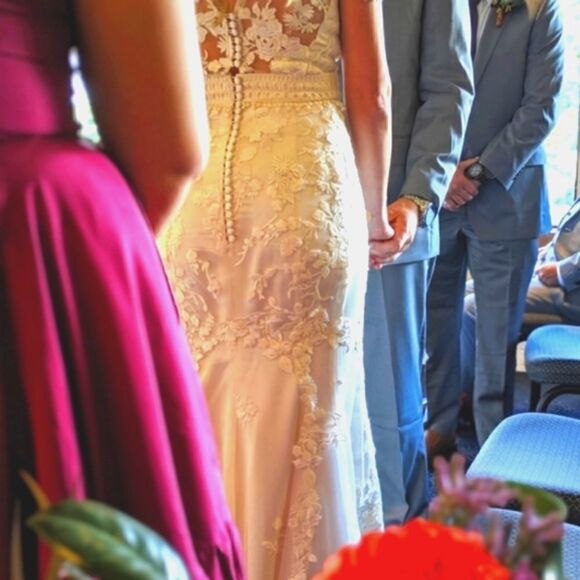 Wedding Dress   - Picture 3 of 5